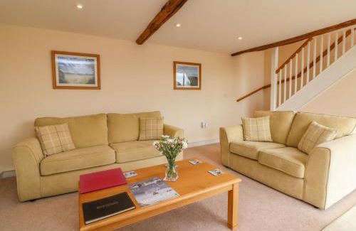 Brayford House | Hunstone Barn