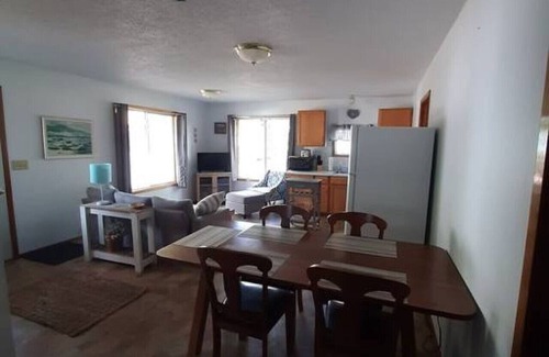 Au Train Apartment | Huron #2 @ Kimar`s Resort
