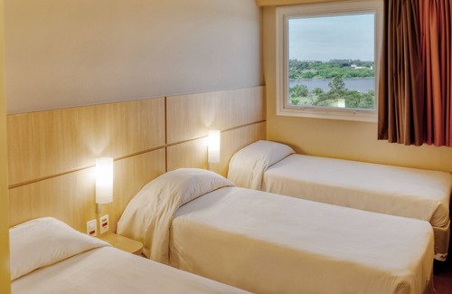 Dourados Hotel | Hus Hotel Dourados