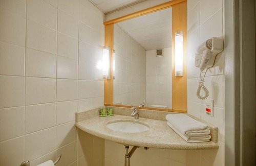 Dourados Hotel | Hus Hotel Dourados