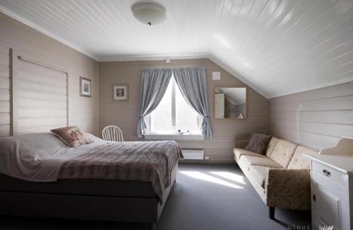 Al House | Hus nær butikk, sentrum & rekreasjon