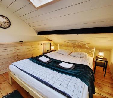 Wlochy Bed & Breakfast | HUSARSKA 60