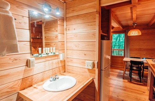 Conway Ski Chalet | Huttopia Chalets - Wooden family-sized Chalet nestled in the White Mountains