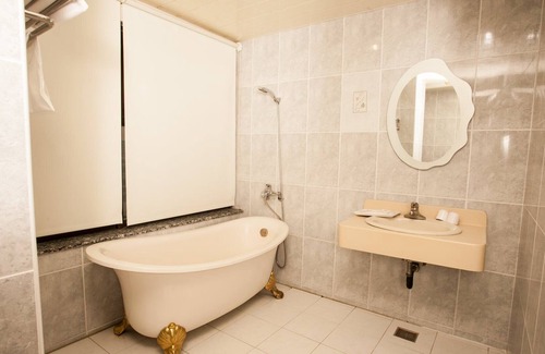 East District Hotel | Hwa Nan Hotel