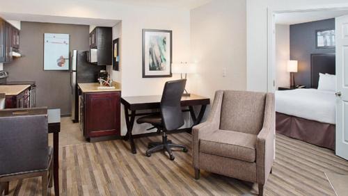 Mount Laurel Hotel | Hyatt House Mount Laurel