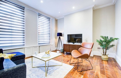 Latchmere Apartment | Hybrid Resi - Battersea |3 Bed Apartment