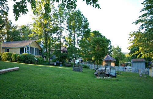 Poultney House | Hydrangea Cottage