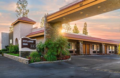 Brea Hotel | Hyland Inn Brea