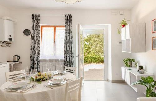 Monte San Giusto Apartment | I Due Gelsi Appartamento White