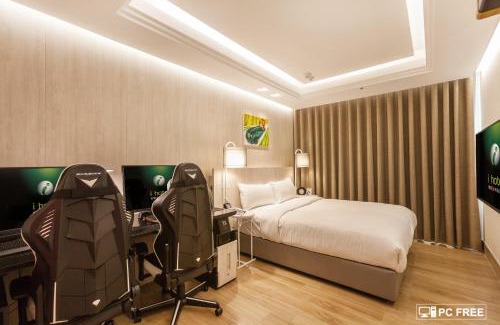 Zhongli District Hotel | i hotel 中壢館