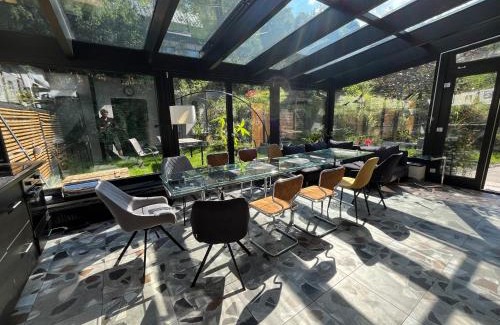 Brenna Apartment | i Las