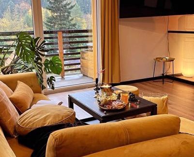 Brenna Apartment | i Las