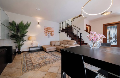 Gorizia House | Iaio's Home - Design Home, Netflix & Wi-Fi