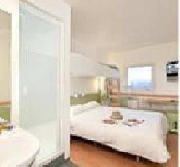 Carcassonne Hotel | ibis budget Carcassonne La Cité