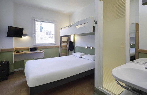 Perchel Norte Hotel | ibis budget Málaga Centro