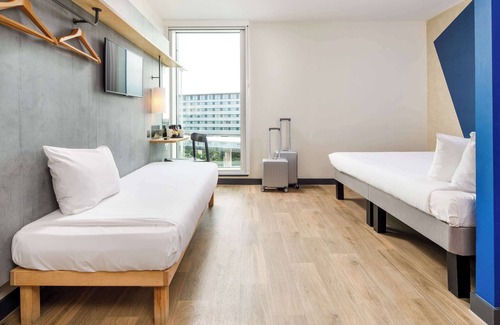 Ringway Hotel | ibis budget Manchester Airport