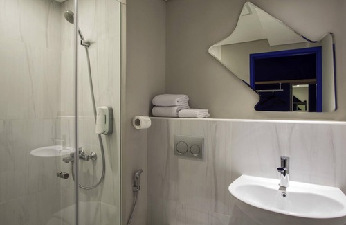 Darmo Hotel | ibis budget Surabaya Diponegoro