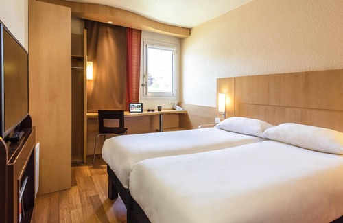 Essomes-sur-Marne Hotel | ibis Chateau Thierry