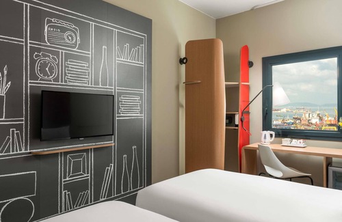 Pendik District Hotel | Ibis Istanbul Tuzla Hotel