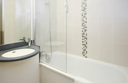 La Chapelle-Saint-Mesmin Hotel | Ibis Orleans La Chapelle Saint Mesmin