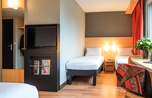 Mellac Hotel | ibis Quimperle