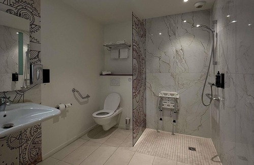 Clichy Hotel | Ibis Styles Paris Mairie de Clichy