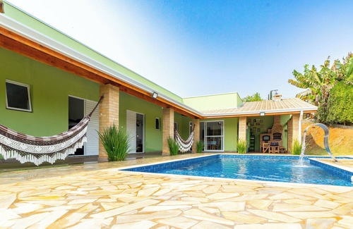 Paruru House | Ibiúna | Country house in condominium with pool and barbecue