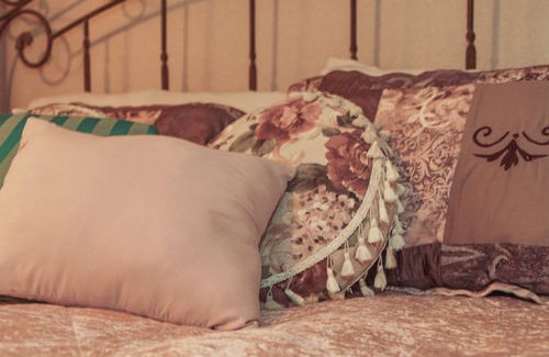 Yelm Bed & Breakfast | Icart Room at BNB Hostel