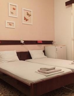 Paros Hotel | Icarus Rooms