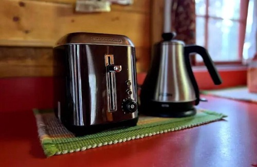 Nathrop Cabin | Iconic Log Cabin w/Wood Burning Hot Tub & Views