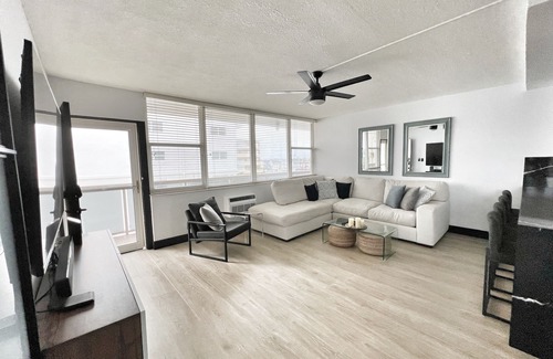 Barrier Island Condo | ICW Waterfront/1 block to Beach 2BD/1BA