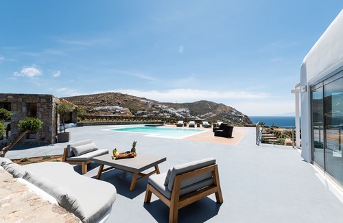 Elia Villa | Ideal accommodation for those seeking a unique holiday experience.