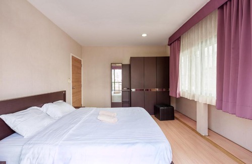 Ploenchit Apartment | IDEAL APT2@heart BKK-350m to BTS