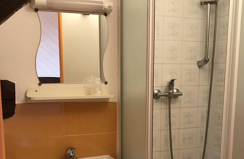 Vessey Cottage | Ideal family - 4 to 6 people, covered and heated collective swimming pool, sauna