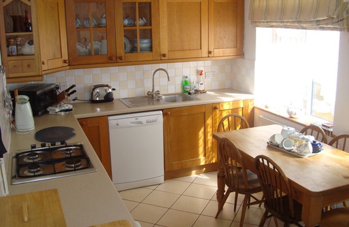 Beer Cottage | Ideal for families, quiet spot, 4 min walk to beach, village, pubs, restaurants.