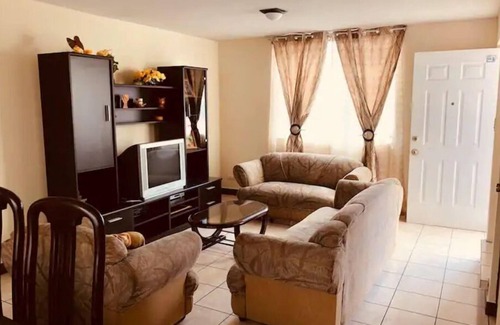 Zona 12 House | Ideal for families/work in Petapa industrial area
