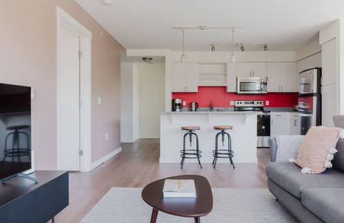 Lower Queen Anne Apartment | Ideal LQA 2BR w/Gym, W/D, Courtyard & Game Room, by Blueground