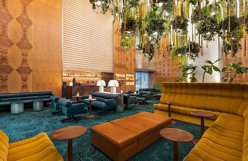 Financial District Hotel | Ideal Mix of Comfort and Value, Near Hollywood Walk Of Fame, Dogs are Allowed