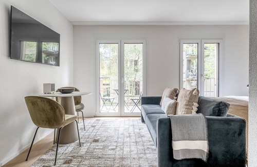 Sihlfeld Apartment | Ideal Wiedikon 1.5 Room w/Storage & W/D, 1 min to Market, by Blueground