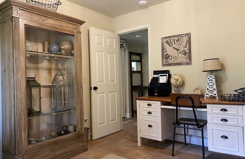 Shenandoah Valley Cabin | Idyll Acres Charming Wine Country Farmhouse