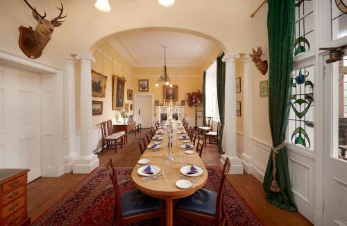 Forres House | Idyllic 12 bedroom Country Home