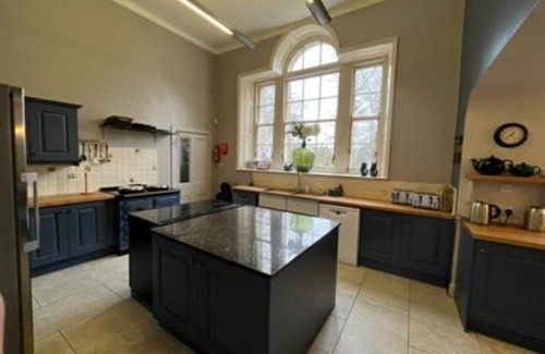 Forres House | Idyllic 12 bedroom Country Home