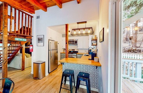 Arrowhead Villas House | Idyllic lake home with firepit, large deck, & games - near skiing, dog-friendly