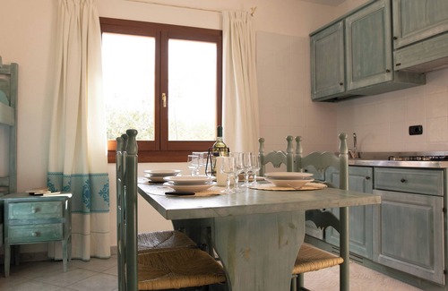 Sos Alinos Apartment | Idyllic Residence Cala Viola B4 one Bedroom Apartment sleeps 4 persons