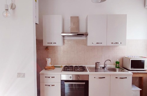 Locate di Triulzi Apartment | IEO -Humanitas - SUNNY HOUSE - Comodissimo