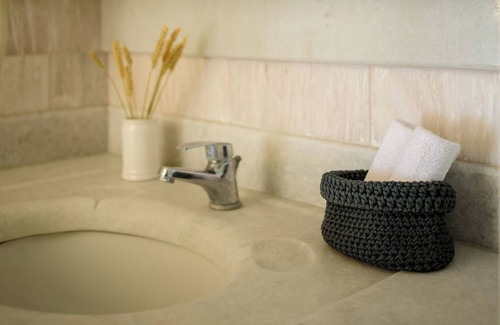 Pyrgos Hotel | Ikio Concept Santorini