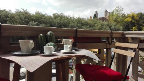 San Gimignano House | Il balcone di Rina