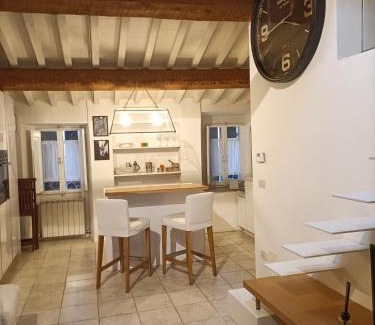 Ponte Felcino Apartment | Il bosco sul Tevere Guest house