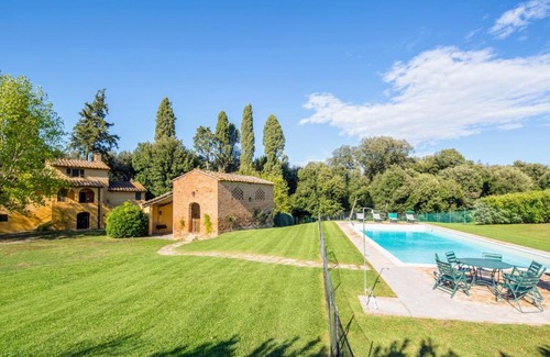 Camugliano Villa | Il Casaletto by VacaVilla