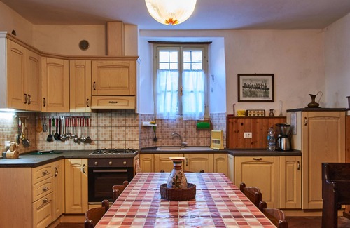 Calozzo House | Il Cortile by Interhome